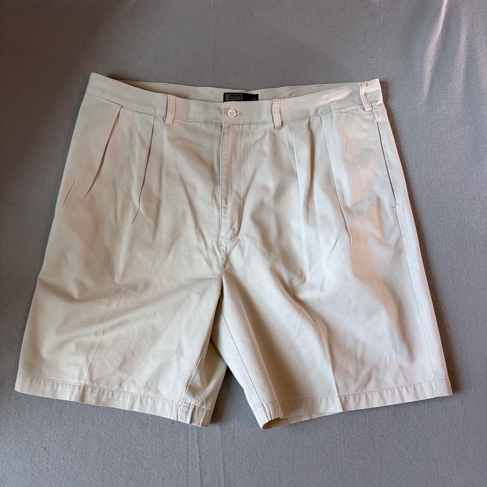Polo Ralph Lauren Mens Beige Pleated Cotton Chino Shorts Size 44